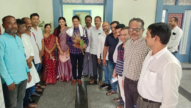 ପାଲ ଲହଡା ବିଧାୟକଙ୍କୁ ଛତ୍ରପୁର ରେ ସମ୍ବର୍ଦ୍ଧନା