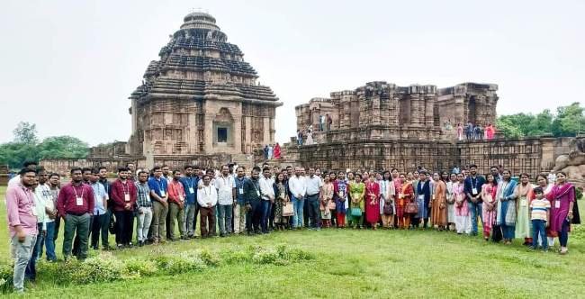 ସୂର୍ଯ୍ୟମନ୍ଦିର ପରିଦର୍ଶନ କଲେ ୭୮ ଶିକ୍ଷାସେଵା ଅଧିକାରୀ
