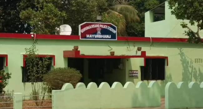 ପତ୍ନୀ ହରଣକାରୀର ଝିଅକୁ ତଣ୍ଟିକାଟୀ ହତ୍ୟା କରି ପ୍ରତିଶୋଧ ନେଲା ଯୁବକ