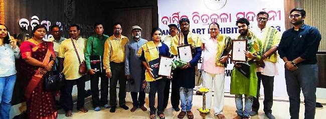 କଳିଙ୍ଗ ଆର୍ଟ ଗ୍ୟାଲେରୀରେ ଚିତ୍ରକଳା ପ୍ରଦର୍ଶନୀ ଉଦ୍‌ଘାଟିତ