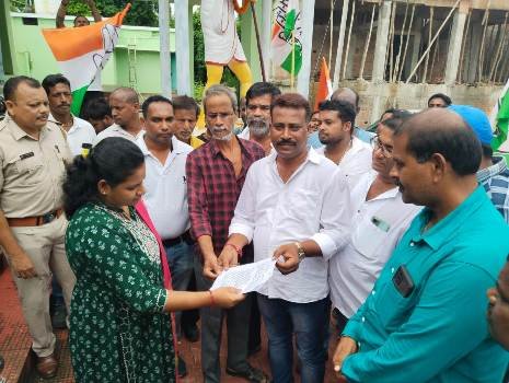 କୁକୁଡାଖଣ୍ଡି କଂଗ୍ରେସର ବ୍ଲକ ଘେରାଉ