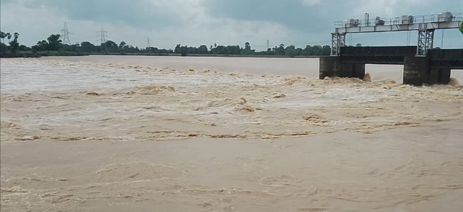 ଆନିକଟରେ କମୁଛି ଜଳସ୍ତର, ତଳିଆ ଅଞ୍ଚଳରେ ବଢୁଛି ଦୁର୍ଦ୍ଦଶା