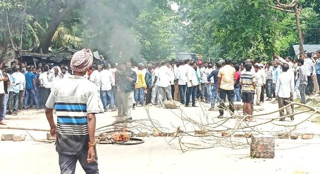 ଦିଗପହଣ୍ଡି ବ୍ଳକ ଅଧ୍ୟକ୍ଷା ନିର୍ବାଚନ ସ୍ଥଗିତ କୁ କେନ୍ଦ୍ରକରି ଉତ୍ତେଜନା 