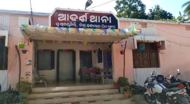 କଳିଙ୍ଗା ଘାଟିରୁ ମହିଳାଙ୍କୁ କାର୍ରେ ଅପହରଣ