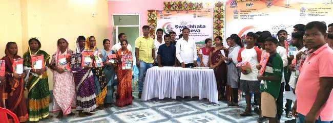 ଦିଗପହଣ୍ଡି ଏନଏସି ପକ୍ଷରୁ ସଫେଇ ମିତ୍ର ମାନଙ୍କୁ ସମ୍ବର୍ଦ୍ଧନା