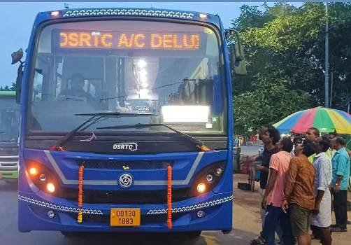 ପୁରୀ ରୁ କୋଣାର୍କ ଦେଇ ପାରାଦୀପ ଚାଲିଲା ପ୍ରଥମ ଯାତ୍ରୀ ପରିବହନ ବସ ସେବା