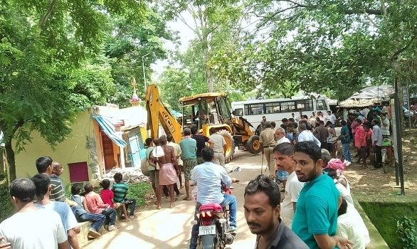 ମେଡିକାଲ ପ୍ରାଙ୍ଗଣରୁ ଜବରଦଖଲ ଉଚ୍ଛେଦ