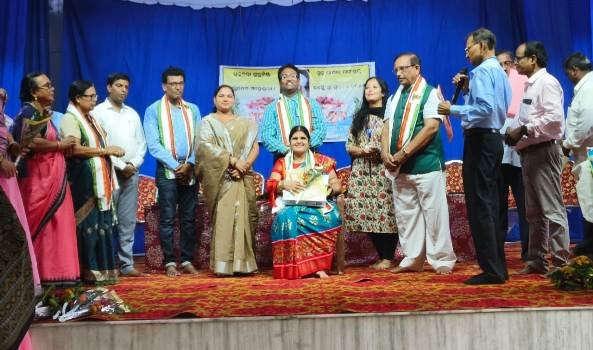 ଗୁରୁପୂଜନ ଉତ୍ସବ ୧୦ ଅବସରପ୍ରାପ୍ତ ଶିକ୍ଷକ ଶିକ୍ଷୟତ୍ରୀ ସମ୍ବର୍ଦ୍ଧିତ