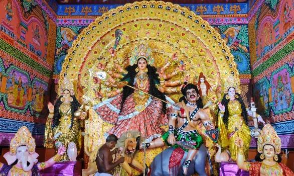 ଚଣ୍ଡୀପାଠ,ମନ୍ତ୍ରଧ୍ଵନି, ସାଂସ୍କୃତିକ କାର୍ଯ୍ୟକ୍ରମରେ ପ୍ରକମ୍ପିତ ପୂଜାମଣ୍ଡପ