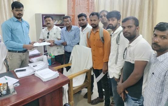 ମୋ ସେବା ପରିଚାଳକ ସଂଘ ପକ୍ଷରୁ ଦାବୀ ପତ୍ର ପ୍ରଦାନ