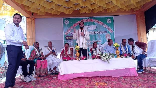 ଦୀର୍ଘ ୭୫ ବର୍ଷର ଦାବି ପରେ ନିଜ ଜମି ଘରର ଅଧିକାର ପାଇବେ ୫ଖଣ୍ଡ ଗ୍ରାମବାସୀ