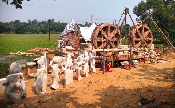ସୂର୍ଯ୍ୟ ପୂଜା ପାଇଁ ମନ୍ଦିର ନିର୍ମାଣ କାର୍ଯ୍ୟରେ ରାସ୍ତା ସାଜିଲା ବାଧକ