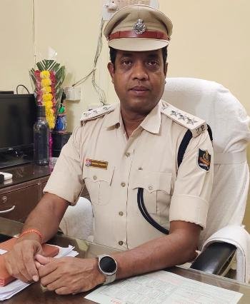 ପ୍ରଶାନ୍ତ ଭୂପତି ପାରଳାଖେମୁଣ୍ଡି ଥାନାର ନୂତନ ଆଇଆଇସି ଭାବେ ଦାୟିତ୍ୱ ନେଲେ 