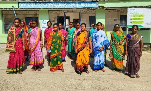 ମହିଳାଙ୍କୁ ସ୍ୱାବଲମ୍ବୀ କରିବା ନାମରେ ଛେଳି ଯୋଗାଇବା ନାମରେ ବ୍ୟାପକ ହରିଲୁଟ