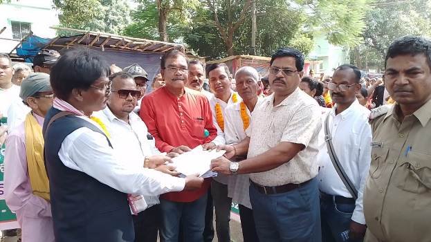 କୁଡୁମି ଓ କୁମ୍ଭାର ସମ୍ପ୍ରଦାୟ କୁ ଏସଟି ତାଲିକା ରେ ସାମିଲକୁ ବିରୋଧ କରି ମିଳିତ ଆଦିବାସୀ ମଞ୍ଚ ର ଶୋଭାଯାତ୍ରା