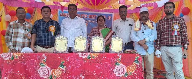 କଲେଜରେ ବାର୍ଷିକ କ୍ରୀଡା ଉଦଯାପିତ