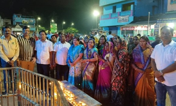 ମୁଖ୍ୟମନ୍ତ୍ରୀ ନବୀନ ପଟ୍ଟନାୟକଙ୍କ ୭୮ତମ ଜନ୍ମ ଦିବସ ଉପଲକ୍ଷେ ସମୁହ ଦୀପଦାନ