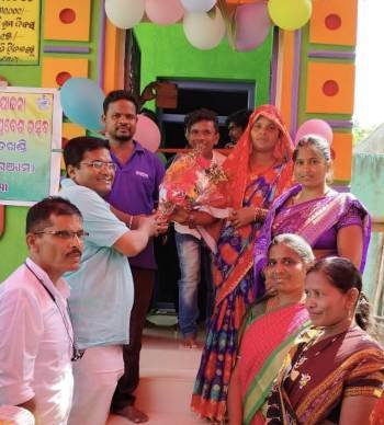 ଆବାସ ଯୋଜନାରେ ନବନିର୍ମିତ ଗୃହରେ ପ୍ରବେଶ ଉତ୍ସବ