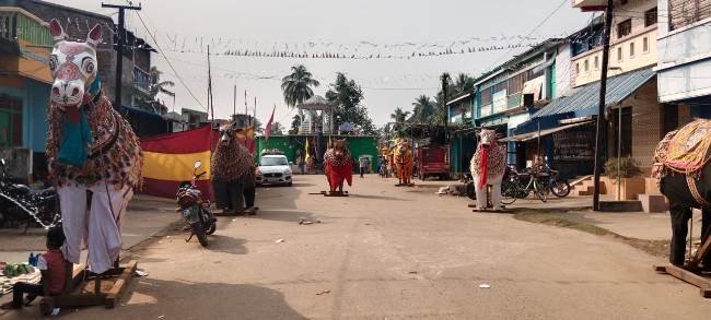 ପବିତ୍ର କାର୍ତ୍ତିକ ପୂର୍ଣ୍ଣିମା ଅବସରରେ ବଡକୋଦଣ୍ଡାରେ ଅନୁଷ୍ଠିତ ହେଲା ବିଶ୍ବ ପ୍ରସିଦ୍ଧ ଡେରାବେଶ
