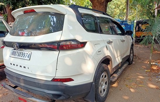 କାର ଧକ୍କାରେ ୨ ଜଣ ମୃତ ୧ ଗୁରୁତର , ଗାଡ଼ି ଅଟକ ଡ୍ରାଇଭର ଅଟକ