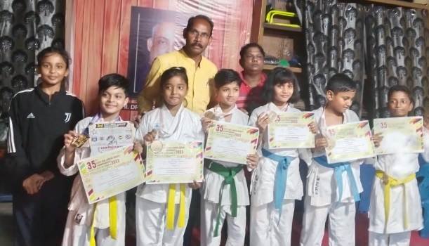 ବାଲେଶ୍ୱର ଉତ୍କଳ କରାଟେ ପିଲାଙ୍କ ଦବ୍‌ଦବା