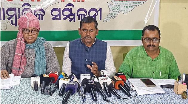 ଅଣଓଡ଼ିଆ ଠିକାଦାରମାନଙ୍କ ଲୁଟ୍ର ଭୂସ୍ବର୍ଗ ହେଉଛି ଓଡ଼ିଶା