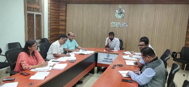 ଚାଷୀଙ୍କ ଚାଷ କାର୍ଯ୍ୟ ଆକଳନ କରି ରଖିବା ନିମନ୍ତେ ଜିଲ୍ଲାପାଳଙ୍କ ନିର୍ଦ୍ଦେଶ