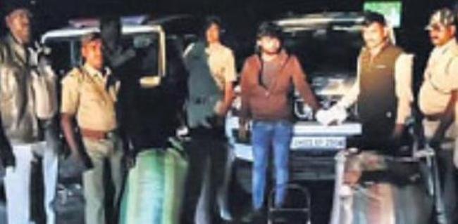 ଗଞ୍ଜେଇ ଚୋରା ଚାଲାଣ ବେଳେ ୨ ଗିରଫ