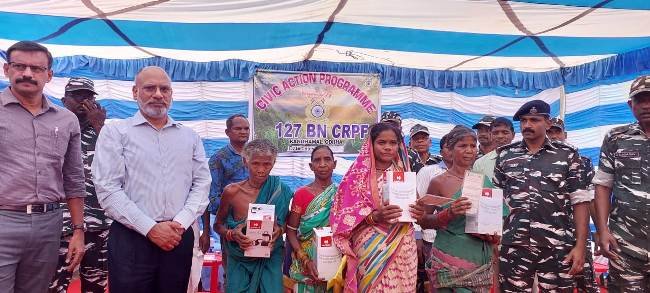 ସିଆରପିଏଫ ୧୨୭ ବାଟାଲିୟନ ତରଫରୁ ଜନସମ୍ପର୍କ ଶିବିର