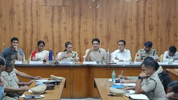 ୨୦୨୪ ନିର୍ବାଚନ କୁ ସୂଚାରୁ ରୂପେ ସମ୍ପନ୍ନ ପାଇଁ ପୋଲିସ, ମାଜିଷ୍ଟ୍ରେଟ ବୈଠକ