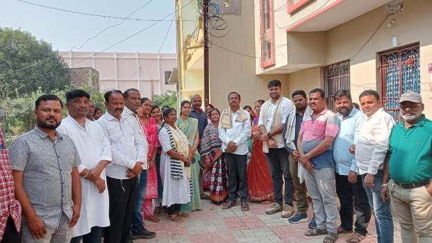 ମାଟି ରାସ୍ତା ହେଲା ଫେବର ରୋଡ୍