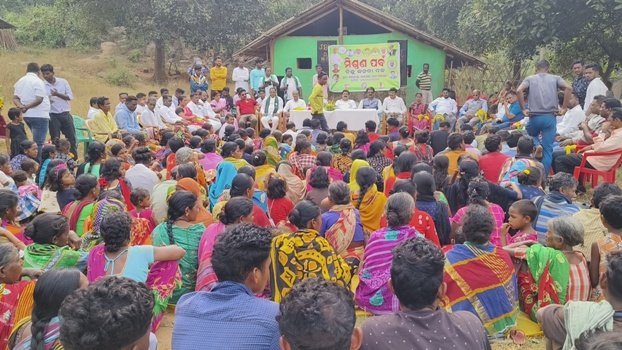 ହାତ ଛାଡି ଶଙ୍ଖ ଧରିଲେ ଶତାଧିକ କଂଗ୍ରେସ କର୍ମୀ