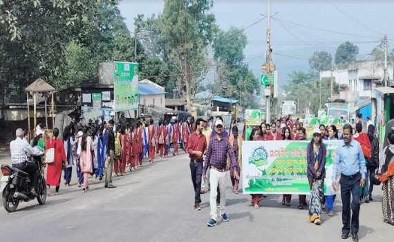 କନ୍ଧମାଳରେ ସଡ଼କ ସୁରକ୍ଷା ଜୀବନ ରକ୍ଷା’ ସମ୍ପର୍କରେ ସଚେତନତା