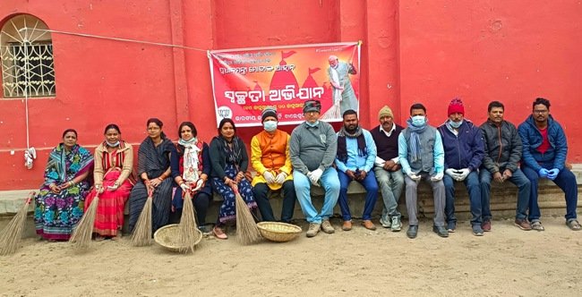 ସଦର ବିଜେପି ତରଫରୁ ‘ସ୍ୱଚ୍ଛ ତୀର୍ଥ ଅଭିଯାନ’ ଅନୁଷ୍ଠିତ