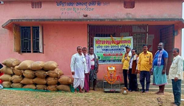 ଚାଷୀ ଙ୍କୁ ନ ଜଣାଇ ତରବରିଆ ଭାବେ ମଣ୍ଡି ଖୋଲିବା ନେଇ ଅସନ୍ତୋଷ