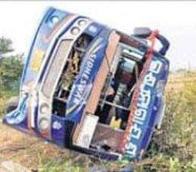 ତପ୍ତପାଣି ଘାଟିରେ ପିକ୍‌ନିକ୍ ବସ୍ ଓଲଟି ୫୦ ଆହତ