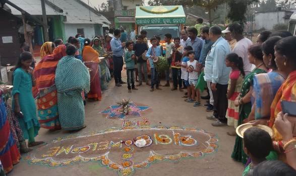 ଗୁମ୍ମା ବ୍ଲକରେ ଜୟ ଜଗନ୍ନାଥ ଅର୍ପଣ ରଥର ଶୁଭାରମ୍ଭ