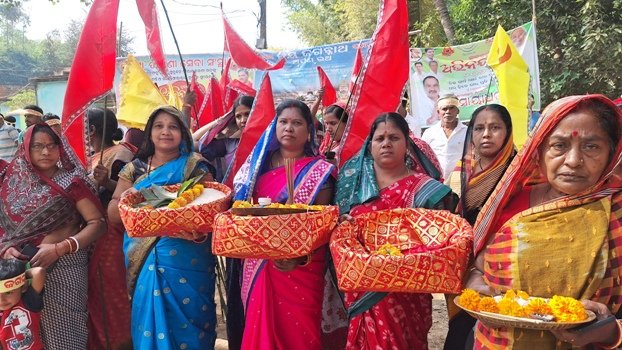 ଇଞ୍ଚୋଳ, ବାଲିବରେଇ, କଳିଗାଁ ପଞ୍ଚାୟତରେ ବୁଲିଲା ଅର୍ପଣ ରଥ, ଭକ୍ତିର ଗୁଆ ଅରୁଆ ଚାଉଳ ସଂଗ୍ରହ