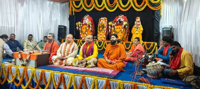 ଦେଉଳି ମଠରେ ଜଗନ୍ନାଥ ପଞ୍ଚରାତ୍ର ମହାପ୍ରଭୁଙ୍କ ୨୪ ବେଶ ଦର୍ଶନ କରୁଛନ୍ତି ଭକ୍ତ
