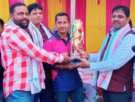 ପତିତପାବନ କପ କ୍ରିକେଟ ନାଉଗାଁ ବ୍ଲୁମୁନ କ୍ରିକେଟ କ୍ଲବ ଚମ୍ପିୟାନ