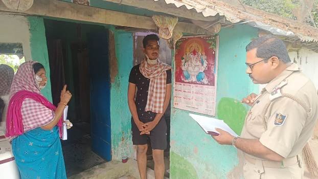 ଘର ଭିତରେ ପଶି ଶାଶୁ ଓ ଶଳା ଙ୍କୁ ଜ୍ୱାଇଁ ର ଛୁରା ମାଡ଼