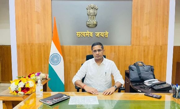 ବାଲେଶ୍ୱର ଜିଲ୍ଲାପାଳ ଭାବେ ଦାୟିତ୍ୱ ନେଲେ ଶ୍ରୀ ଆଶୀଷ ଠାକରେ