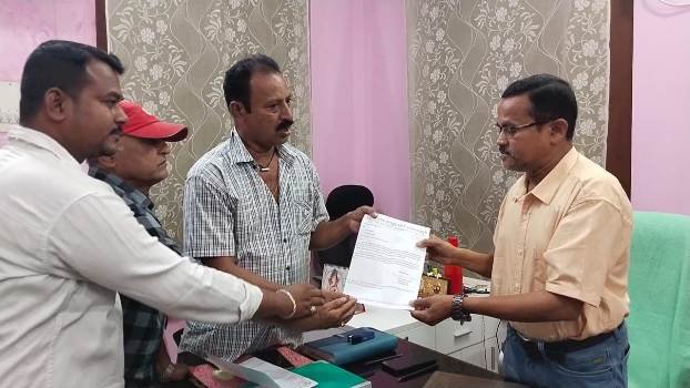 ପାରଳାଖେମୁଣ୍ଡିରେ ଟିପିଏସଓଡିଏଲରସ୍ମାର୍ଟ ମିଟର ଜବରଦସ୍ତ ଲଗାଉଥିବା ବିରୁଦ୍ଧରେ କଂଗ୍ରେସର ପ୍ରତିବାଦ