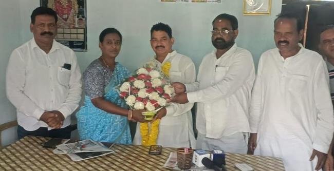 ବରିଷ୍ଠ ତଥା ପୁରୁଖା ନେତା ଆପ୍ପା ରାଓଙ୍କୁ ବିଜେଡିର ନିଲମ୍ବନ ପ୍ରତ୍ୟାହାର ପରେ ସ୍ୱାଗତ ସମ୍ବର୍ଦ୍ଧନା