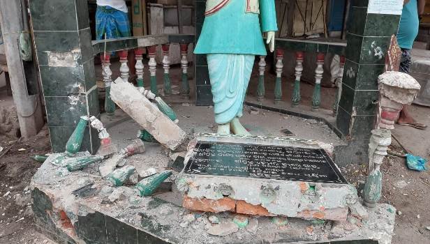 ଭାଙ୍ଗିଲା ଉତ୍କଳମଣି ଗୋପବନ୍ଧୁ ଙ୍କ ସୁରକ୍ଷା ପାଚେରୀ