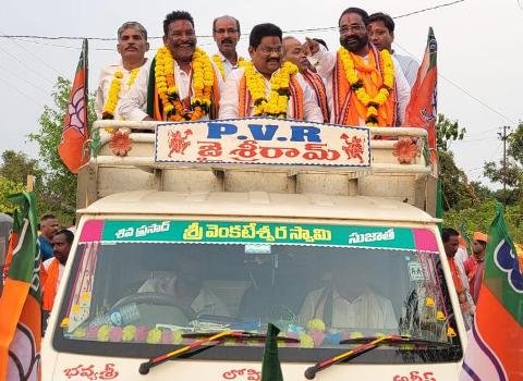 ପାରଳା ନିର୍ବାଚନ ମଣ୍ଡଳୀରେ ବିଜେପିର ଶକ୍ତି ପ୍ରଦର୍ଶନରେ ହଜାର ହଜାର କର୍ମୀଙ୍କ ଶୋଭାଯାତ୍ରା