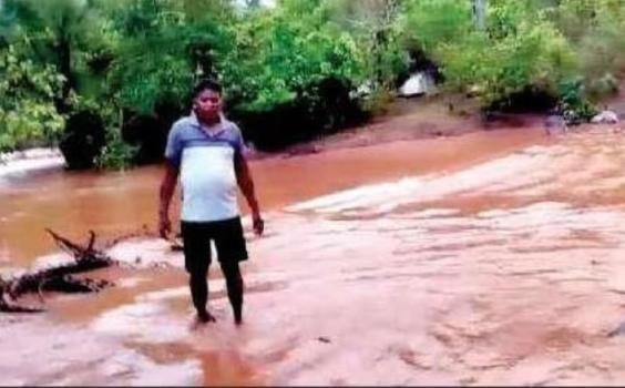 ଘଣ୍ଟାଏ ବର୍ଷାରେ ଜଳମଗ୍ନ