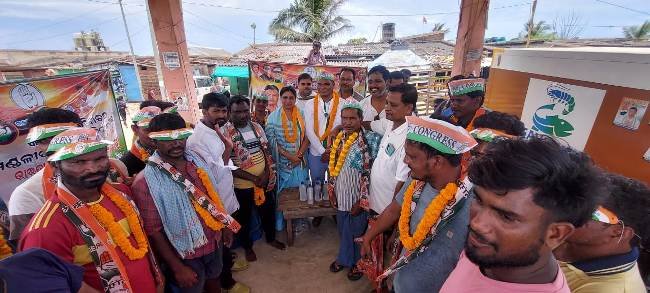 କୋଣାର୍କ ତେଲୁଗୁ ବସ୍ତିରେ କଂଗ୍ରେସ ର ମିଶ୍ରଣ ପର୍ବ