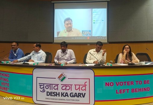 ରାଜନୈତିକ ଦଳ ପ୍ରତିନିଧି ମାନଙ୍କ ଗହଣରେ ପର୍ଯ୍ୟବେକ୍ଷକଙ୍କ ବୈଠକ