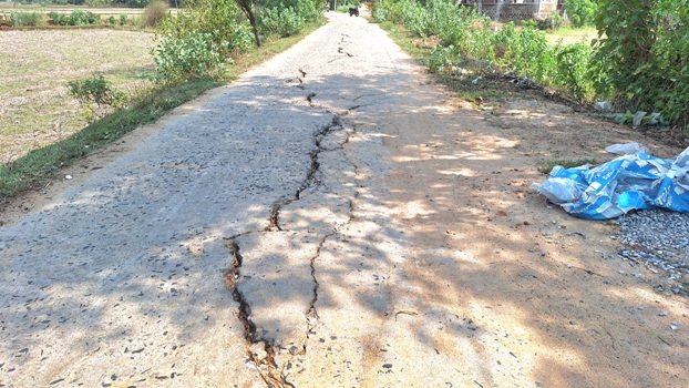 ବର୍ଷକରେ ସମ୍ପୁର୍ଣ୍ଣ ନଷ୍ଟ ହୋଇଗଲା ଅଢ଼େଇ କୋଟି ଟଙ୍କାର ରାସ୍ତା